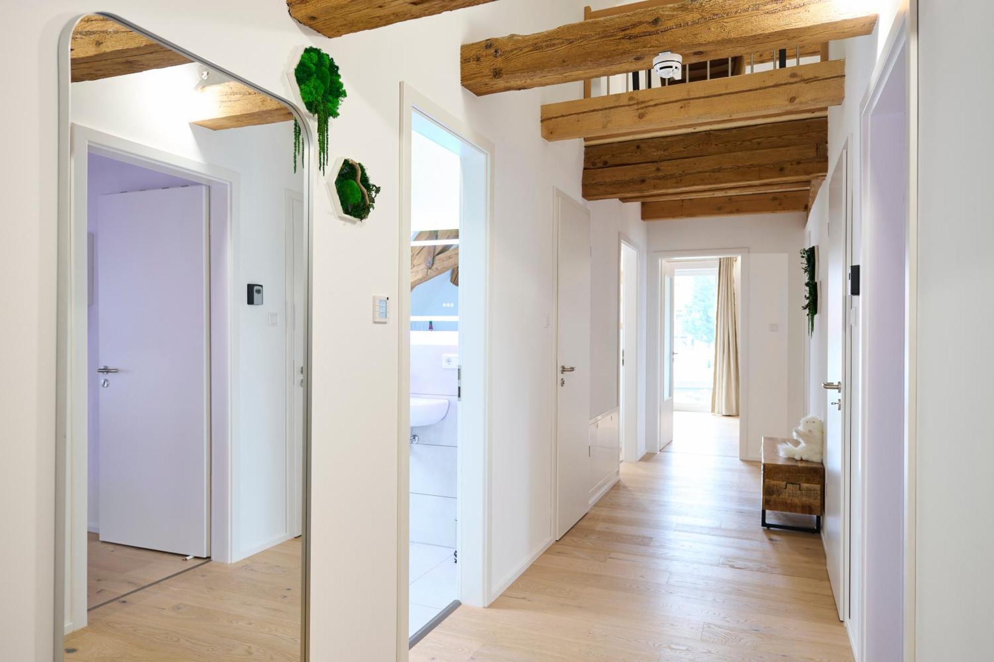 Ferienwohnung Wood World Luxury - Massage - Bergblick - Tranpolin- Parken Markdorf Exterior foto